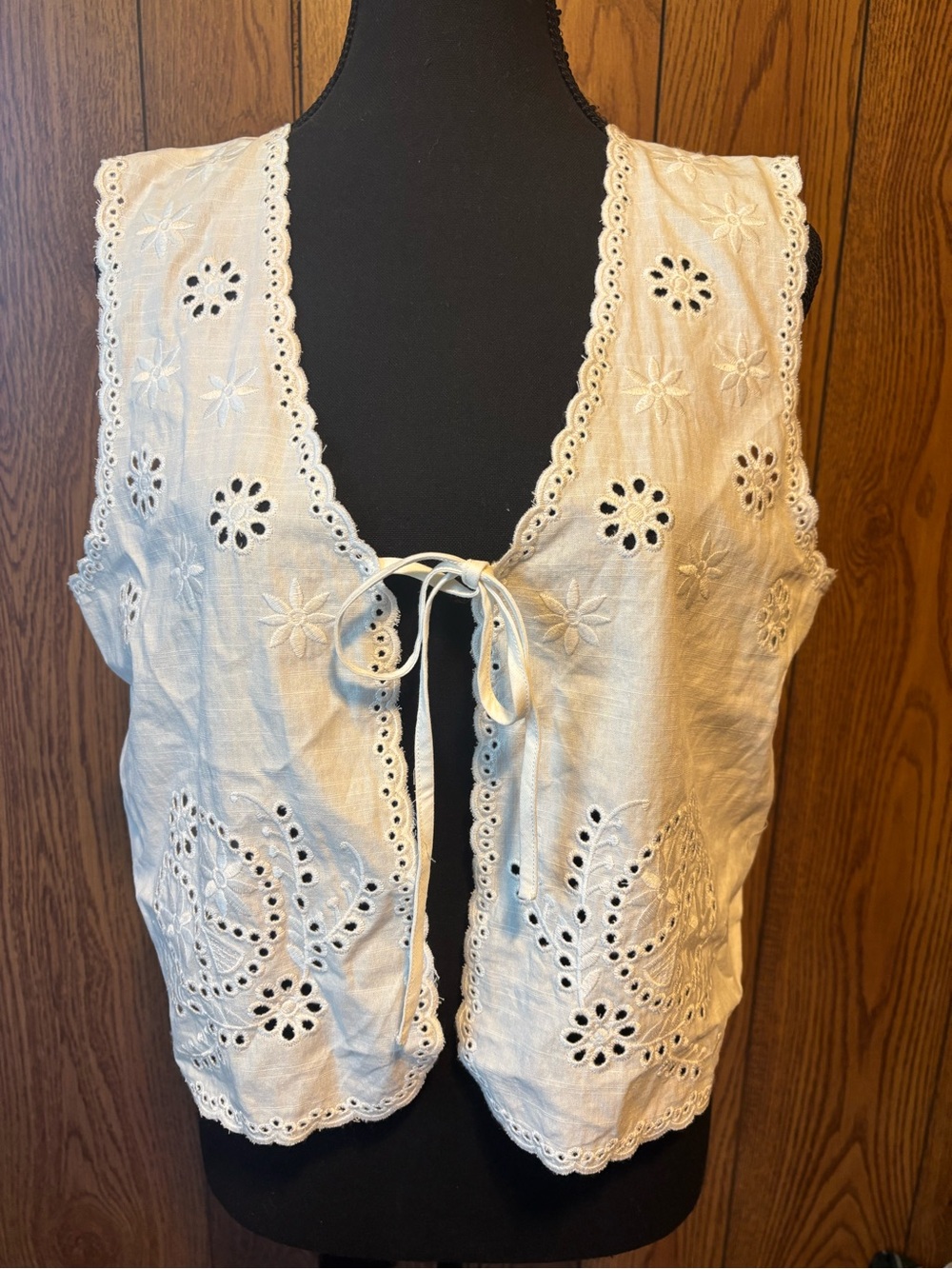Women's White Eyelet Tie-Front Vest